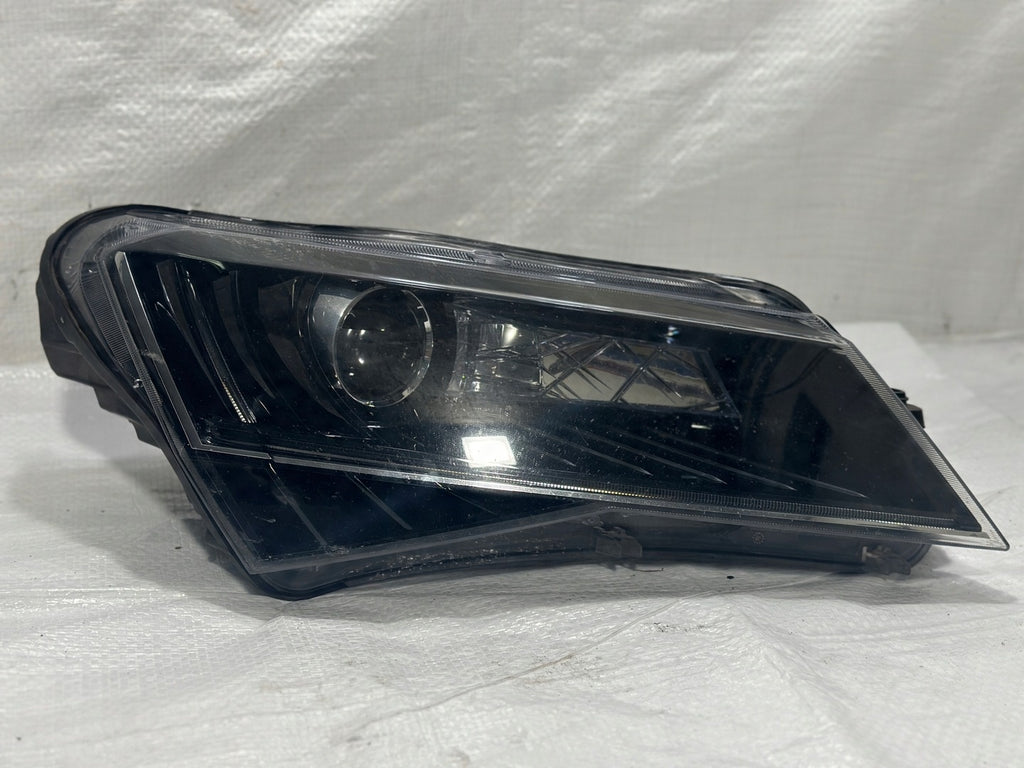 Frontscheinwerfer Skoda Superb III 3V1941016B Xenon Rechts Headlight