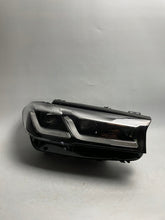 Load image into Gallery viewer, Frontscheinwerfer BMW 5 G30 5A388C8-04 LED Ein Stück (Rechts oder Links) SCH3649470385cz