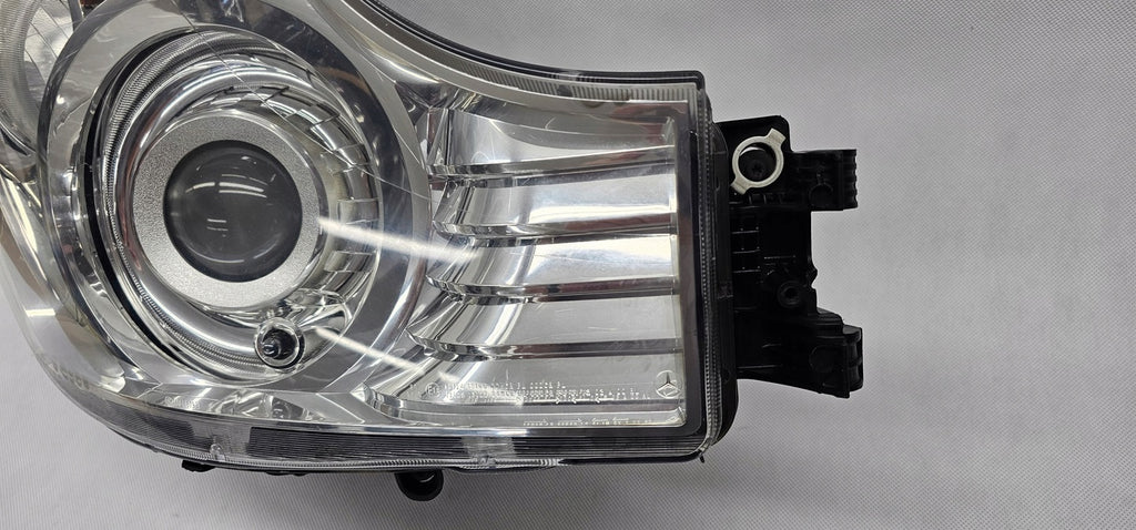 Frontscheinwerfer Mercedes-Benz A9608200739 Xenon Rechts Scheinwerfer Headlight