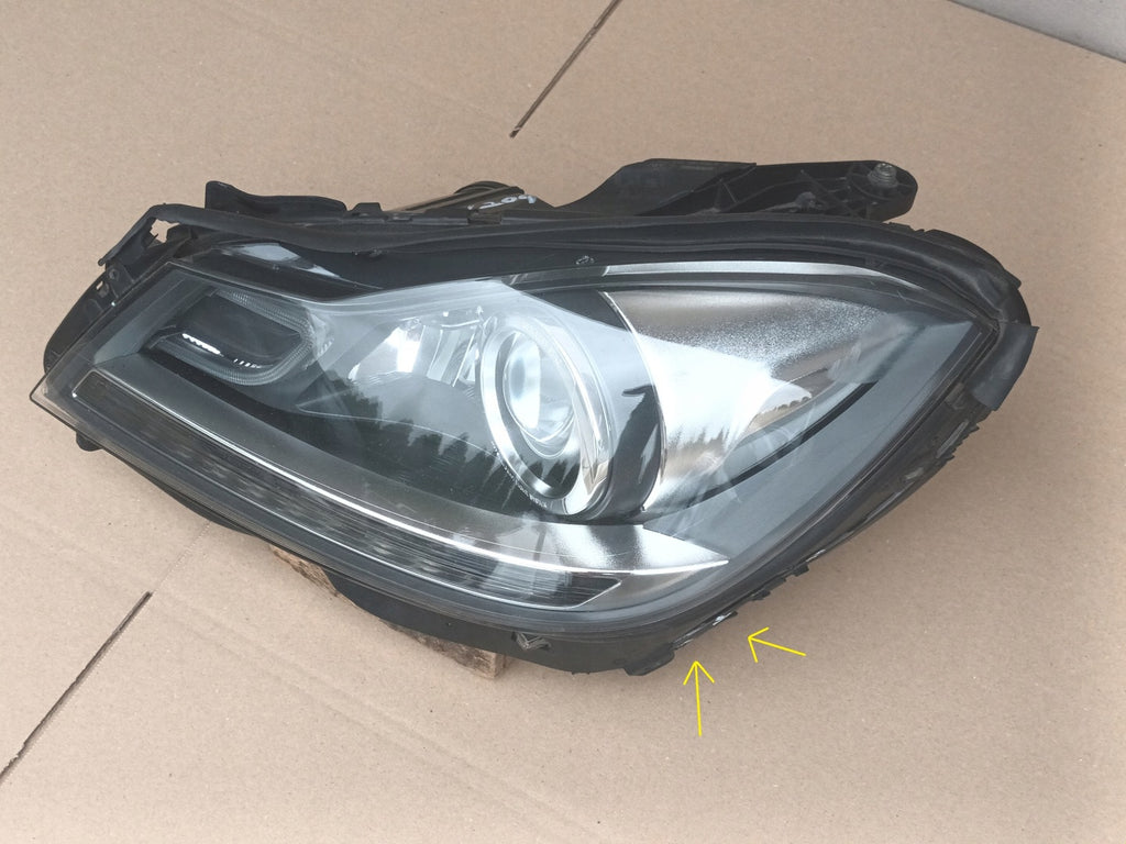 Frontscheinwerfer Mercedes-Benz W204 A2048204339 Links Scheinwerfer Headlight SCH1683248009ba