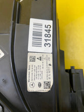 Laden Sie das Bild in den Galerie-Viewer, Frontscheinwerfer Mercedes-Benz W213 A2139067606 LED Rechts Headlight SCH6253527344kr