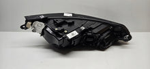 Laden Sie das Bild in den Galerie-Viewer, Frontscheinwerfer VW Golf VIII 5H1941035P LED Links Scheinwerfer Headlight SCH5045810817sg