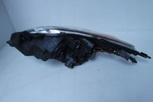 Laden Sie das Bild in den Galerie-Viewer, Frontscheinwerfer Mazda II BDG751030 Rechts Scheinwerfer Headlight SCH6046737764yo