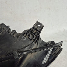 Laden Sie das Bild in den Galerie-Viewer, Frontscheinwerfer VW Touran 5TB941005A Links Scheinwerfer Headlight