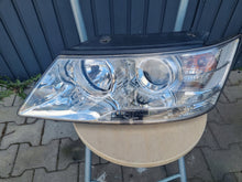 Laden Sie das Bild in den Galerie-Viewer, Frontscheinwerfer Hyundai Sonata V Nf Links Scheinwerfer Headlight SCH9945538106eo