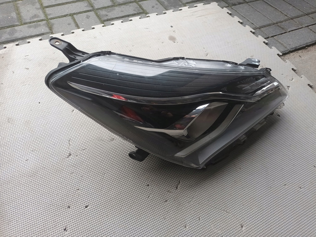 Frontscheinwerfer Toyota Yaris Rechts Scheinwerfer Headlight