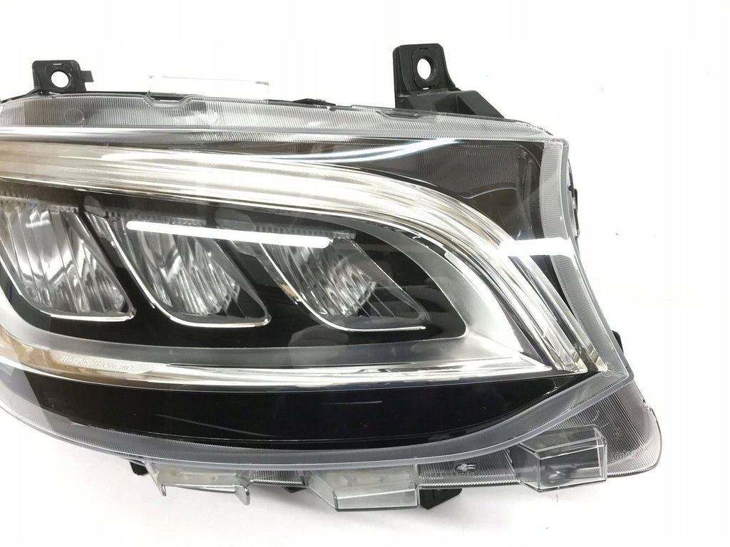 Frontscheinwerfer Mercedes-Benz Sprinter A9109067200 Rechts Headlight SCH8381420500pu