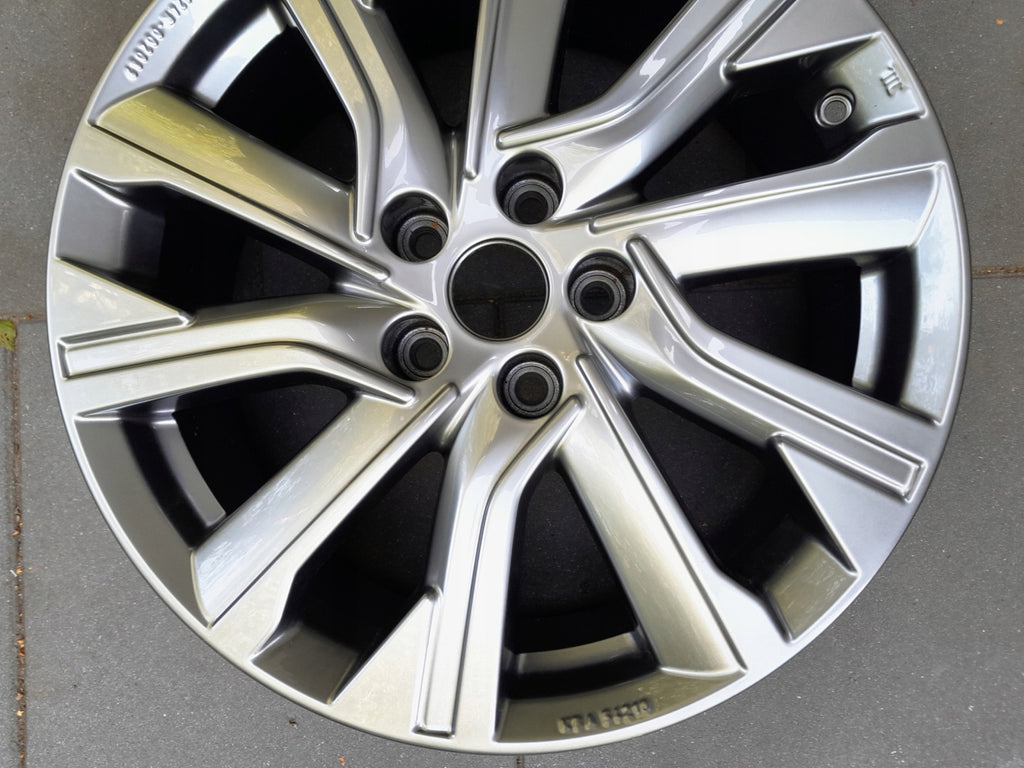 1x Alufelge 18 Zoll 7.5" 5x114.3 45ET Glanz Schwarz KSR4V3810 Mazda Cx 60 FEL8951729760qa