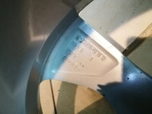 Load image into Gallery viewer, 1x Alufelge 18 Zoll 8.0" 5x112 40ET Glanz Silber 8W0601025EJ Audi A4 Rim Wheel FEL8923648490nb