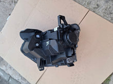 Laden Sie das Bild in den Galerie-Viewer, Frontscheinwerfer Kia Niro 92102-AT Rechts Scheinwerfer Headlight SCH3196116660px