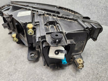 Load image into Gallery viewer, Frontscheinwerfer VW Touareg 761941082H LED Rechts Scheinwerfer Headlight SCH5897481701ak