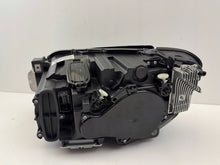 Load image into Gallery viewer, Frontscheinwerfer BMW 7 F01 F02 7289106 Rechts Scheinwerfer Headlight SCH1868350903bd