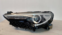 Laden Sie das Bild in den Galerie-Viewer, Frontscheinwerfer Alfa Romeo Stelvio 50563962 Xenon Links Scheinwerfer Headlight SCH4875531874aq