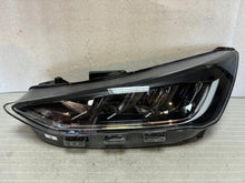 Laden Sie das Bild in den Galerie-Viewer, Frontscheinwerfer Ford Focus Links Scheinwerfer Headlight SCH1766842665px