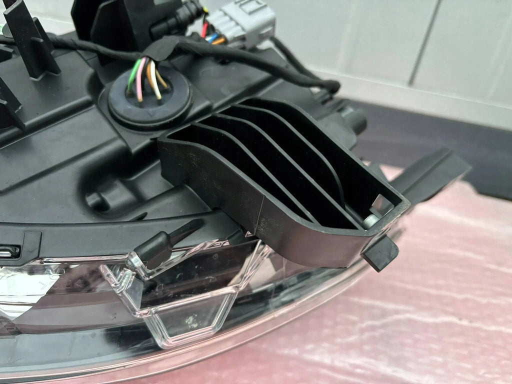 Frontscheinwerfer Mitsubishi Outlander ECM92121E20 Full LED Rechts Headlight