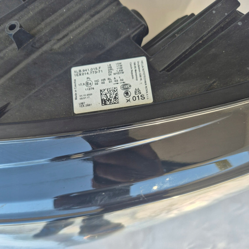 Frontscheinwerfer Skoda Enyaq 5LB941015F LED Links Scheinwerfer Headlight