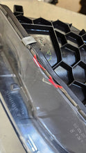 Laden Sie das Bild in den Galerie-Viewer, Frontscheinwerfer BMW F26 X3 F25 7410836-01 Rechts Scheinwerfer Headlight SCH5197085389fd
