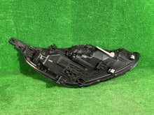 Laden Sie das Bild in den Galerie-Viewer, Frontscheinwerfer Hyundai I30 III CSC24167 Links Scheinwerfer Headlight SCH1174715565iw
