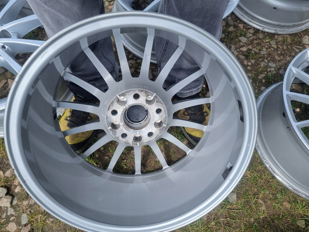 4x Alufelge 17 Zoll 7.5" 5x112 29ET Glanz Silber 8W0601025E Audi Allroad FEL3232247530jj