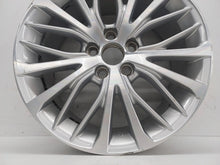 Laden Sie das Bild in den Galerie-Viewer, 1x Alufelge 18 Zoll 8.0&quot; 5x114.3 50ET 42611-33C80 Toyota Camry Rim Wheel