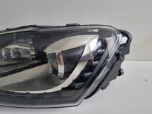 Laden Sie das Bild in den Galerie-Viewer, Frontscheinwerfer VW Polo 6R1941031D Xenon Links Scheinwerfer Headlight