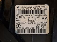 Laden Sie das Bild in den Galerie-Viewer, Frontscheinwerfer Mercedes-Benz W205 A2059068801 LED Rechts Headlight SCH7706091477uz
