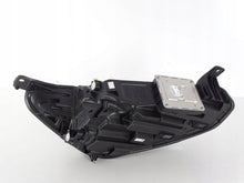 Laden Sie das Bild in den Galerie-Viewer, Frontscheinwerfer Ford Focus MX7B-13E015-EB Ein Stück (Rechts oder Links) SCH6106193533ax