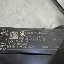 Laden Sie das Bild in den Galerie-Viewer, Frontscheinwerfer Audi Q3 83A941012 LED Rechts Scheinwerfer Headlight SCH2661577735hl