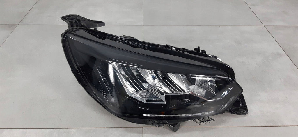 Frontscheinwerfer Peugeot 208 Rechts Scheinwerfer Headlight SCH7360570267wo