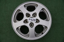 Load image into Gallery viewer, 1x Alufelge 16 Zoll 6.0" 5x114.3 46ET Silber Mitsubishi Pajero I Pinin Rim Wheel FEL8865352579vj