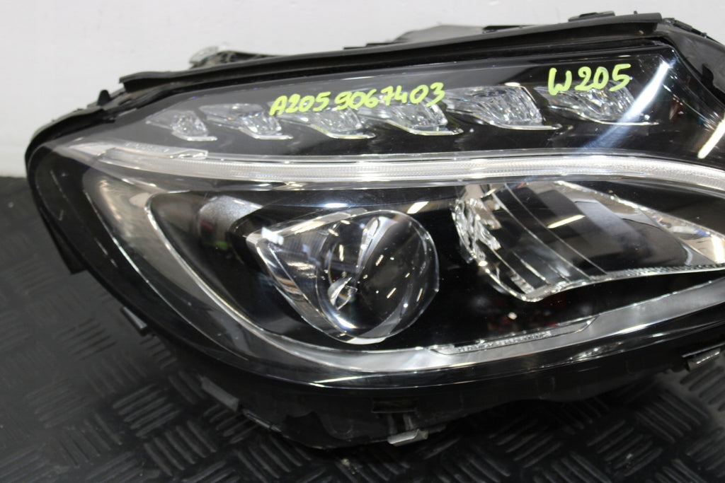 Frontscheinwerfer Mercedes-Benz W205 A2059067403 LED Rechts Headlight SCH6026253011xr