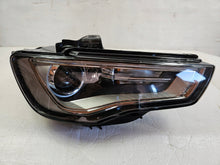 Laden Sie das Bild in den Galerie-Viewer, Frontscheinwerfer Audi A3 8V0941032A Xenon Links Scheinwerfer Headlight