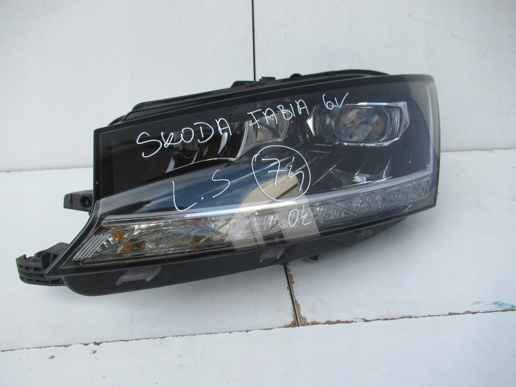 Frontscheinwerfer Skoda Fabia 6V1941015F LED Links Scheinwerfer Headlight