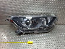 Laden Sie das Bild in den Galerie-Viewer, Frontscheinwerfer Toyota Yaris K0-6EU Rechts Scheinwerfer Headlight SCH4647084011zq