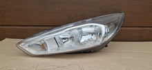 Laden Sie das Bild in den Galerie-Viewer, Frontscheinwerfer Ford Focus F1EB-13W030-AF Links Scheinwerfer Headlight SCH9799368947wr