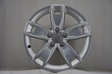 Laden Sie das Bild in den Galerie-Viewer, 4x Alufelge 17 Zoll 7.5" 5x112 56ET Glanz Silber 8P0601025BL Audi A3 Rim Wheel FEL6890701073zb