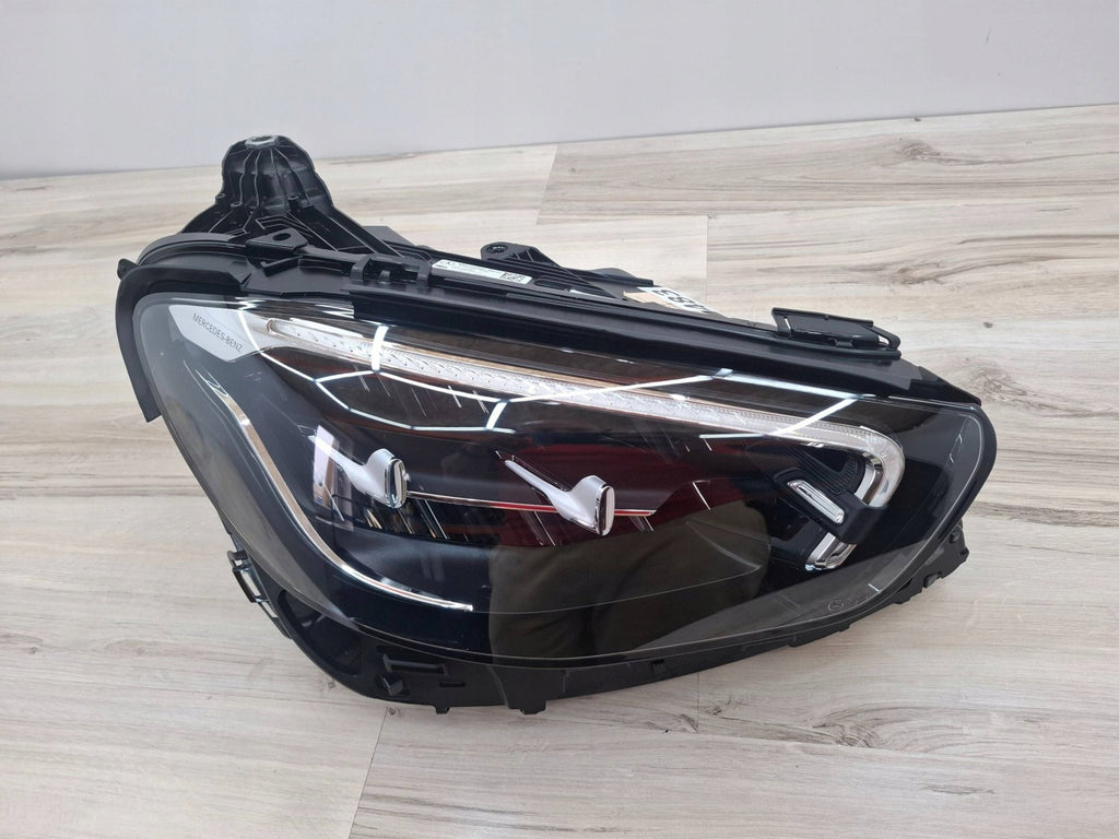 Frontscheinwerfer Mercedes-Benz W213 A2139067609 Q01ZGS001KOD 85122000 Rechts SCH6428835116kf