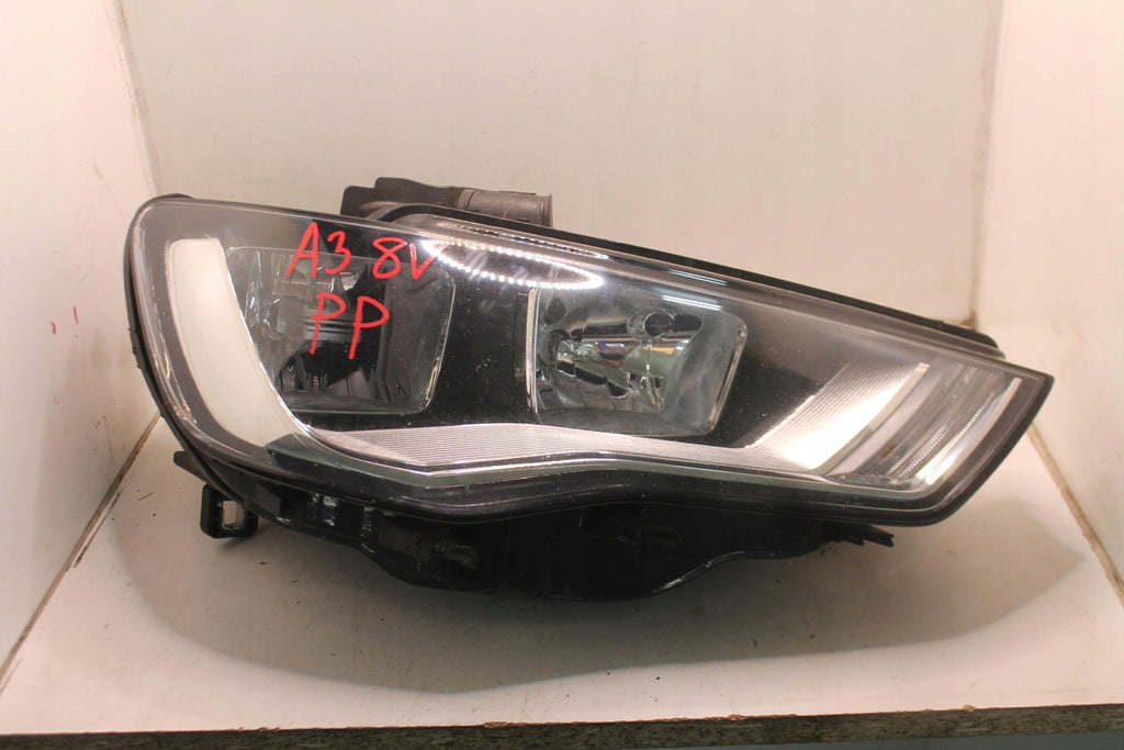 Frontscheinwerfer Audi A3 8V0941004A Rechts Scheinwerfer Headlight