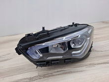 Laden Sie das Bild in den Galerie-Viewer, Frontscheinwerfer Mercedes-Benz Cla C118 A1189068200 Links Headlight SCH2484658049cl