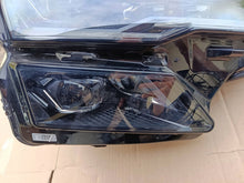 Laden Sie das Bild in den Galerie-Viewer, Frontscheinwerfer Skoda Karoq 57B941036B 992941572CJ Full LED Rechts Headlight SCH4909366996hl