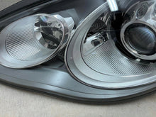 Load image into Gallery viewer, Frontscheinwerfer Porsche Panamera 243423 Xenon Links Scheinwerfer Headlight SCH2273566249ey