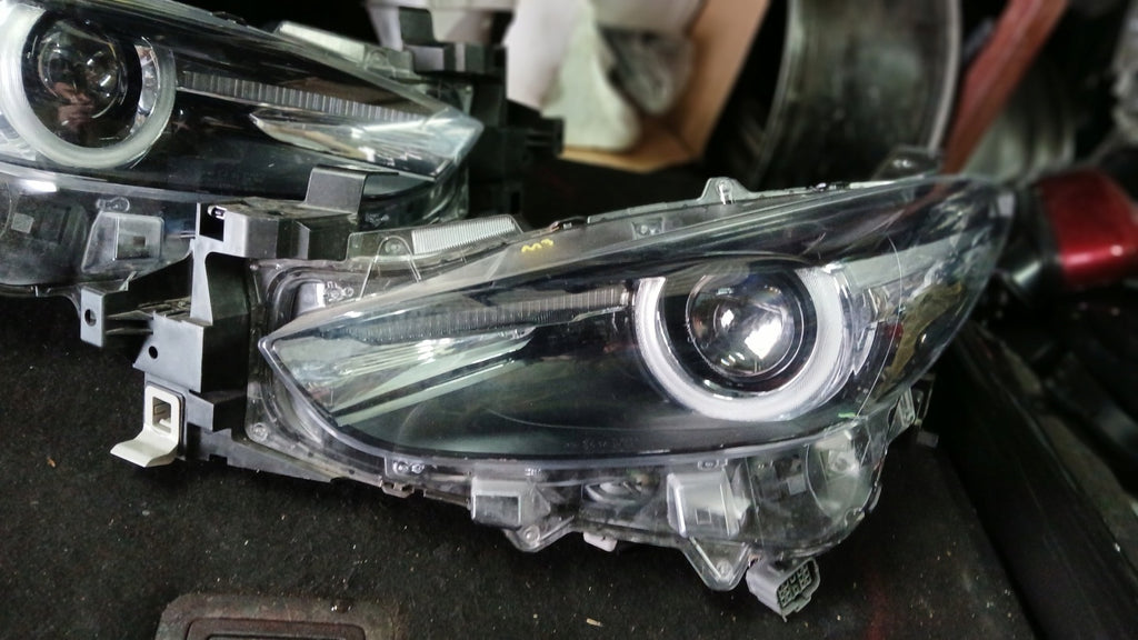 Frontscheinwerfer Mazda Bn Ein Stück (Rechts oder Links) Scheinwerfer Headlight SCH2372460344bh