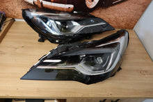 Load image into Gallery viewer, Frontscheinwerfer Opel Astra 39023763 39077807 LED Ein Stück (Rechts oder Links)