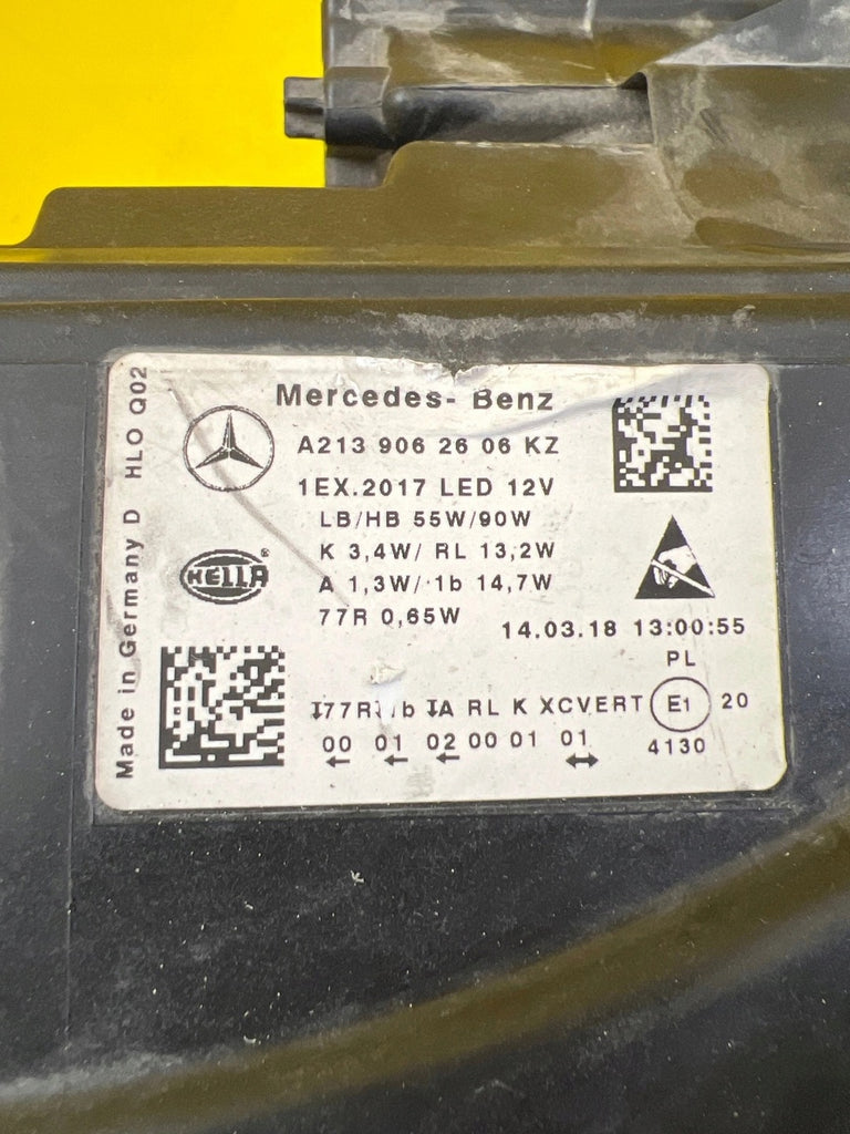 Frontscheinwerfer Mercedes-Benz W213 A2139062606 LED Rechts Headlight SCH4287108711jp
