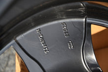 Load image into Gallery viewer, 1x Alufelge 18 Zoll 9.0&quot; 5x112 52,5ET A2134015300 Mercedes-Benz W213 Rim Wheel