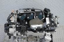 Load image into Gallery viewer, Motor Hyundai Bayon Bc3 G3LF 1.0 TGDI 35TKm 2021 Hybrid Engine Unkomplett