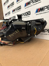 Load image into Gallery viewer, Frontscheinwerfer BMW E93 E92 1307329153 Xenon Rechts Scheinwerfer Headlight SCH4457293111ax