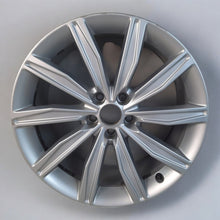 Load image into Gallery viewer, 1x Alufelge 19 Zoll 8.5&quot; 5x112 4K0601025G Audi A6 C8 Rim Wheel