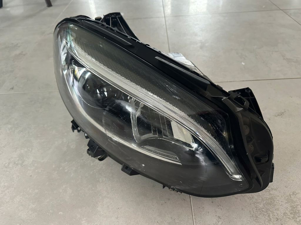 Frontscheinwerfer Mercedes-Benz W246 A2469066201 LED Rechts Headlight