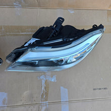 Laden Sie das Bild in den Galerie-Viewer, Frontscheinwerfer BMW Z4 E89 A9730324507 Xenon Ein Satz Scheinwerfer Headlight SCH3149745342fh